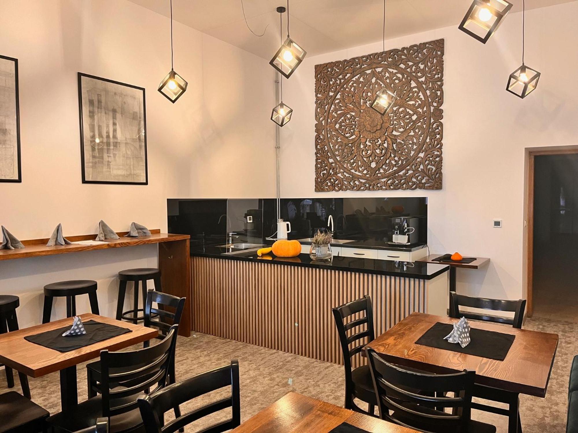 The Old Townhouse Aparthotel Krosno Ngoại thất bức ảnh